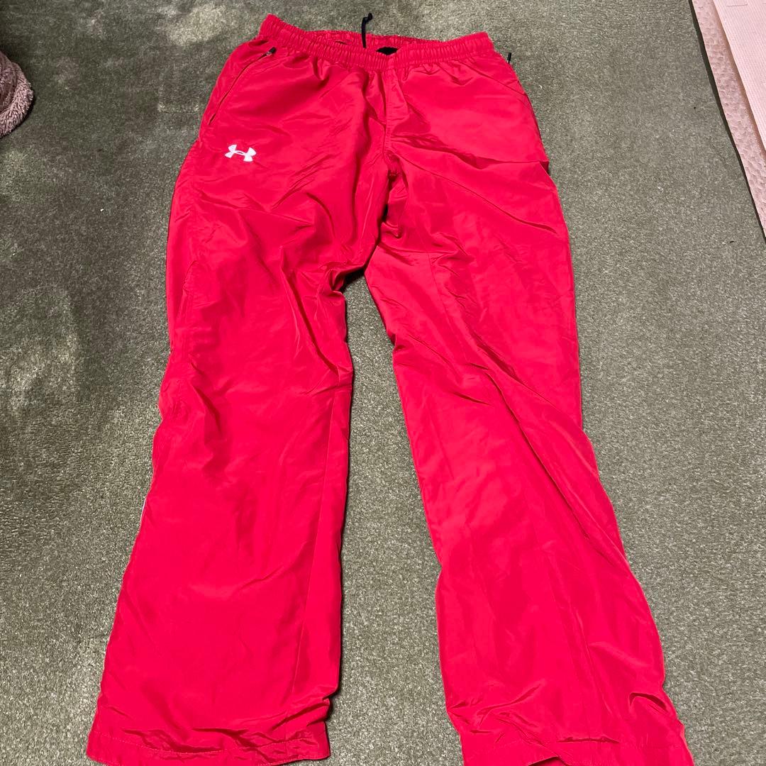 Under Armour 赤 ジャケット