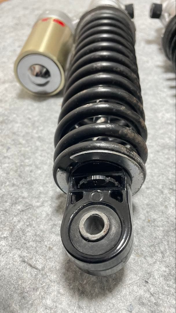 ZRX1100 リアサスペンション