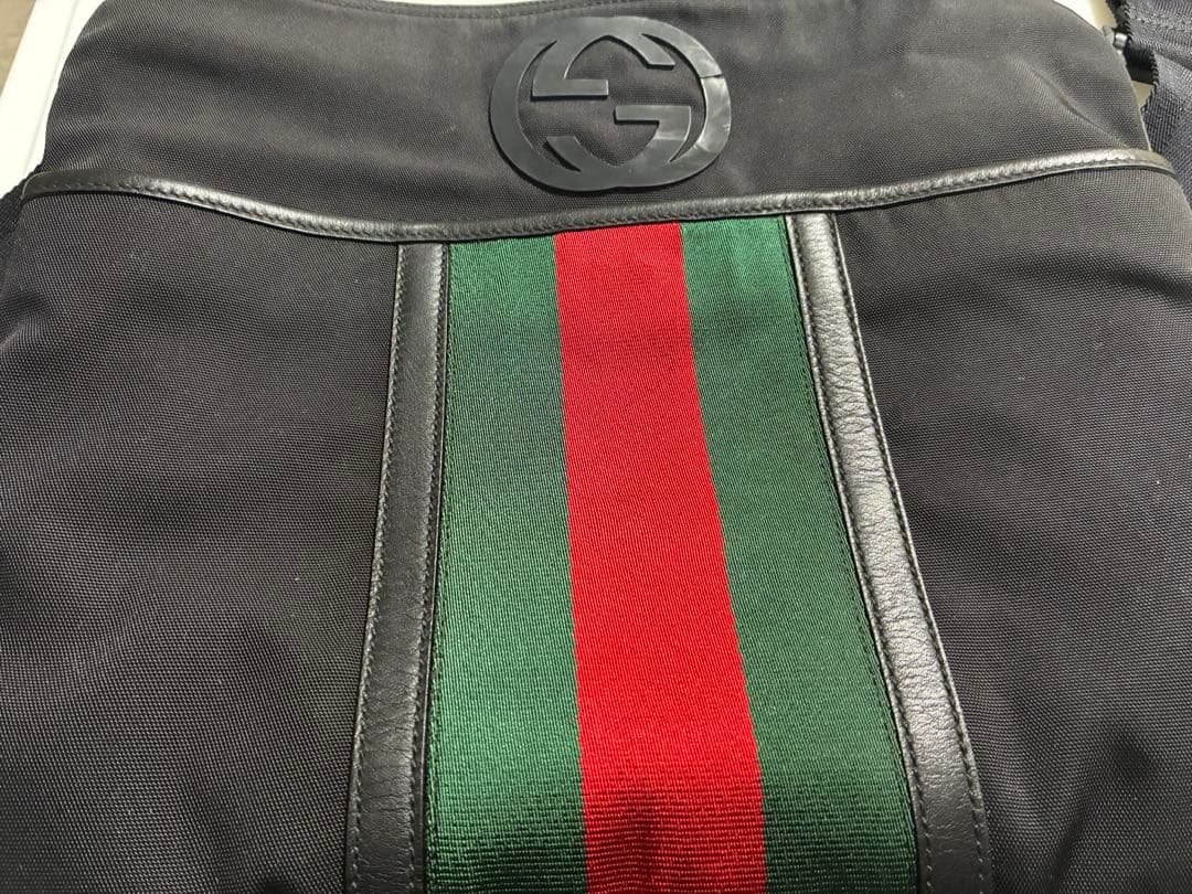 グッチ ショルダーバッグ