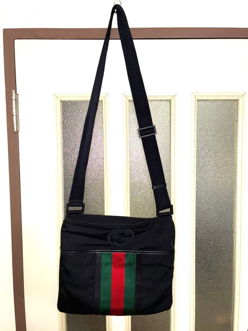 グッチ ショルダーバッグ