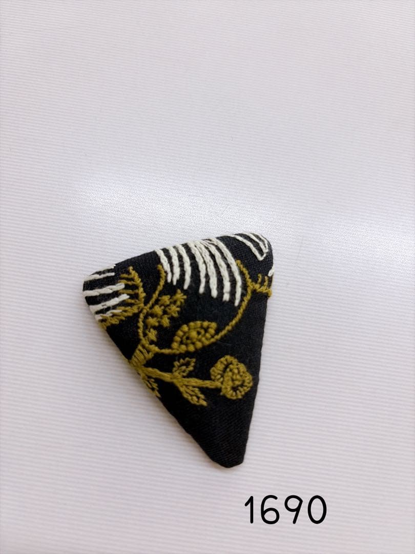 専用✨ミナペルホネンハンドメイドヘアピン