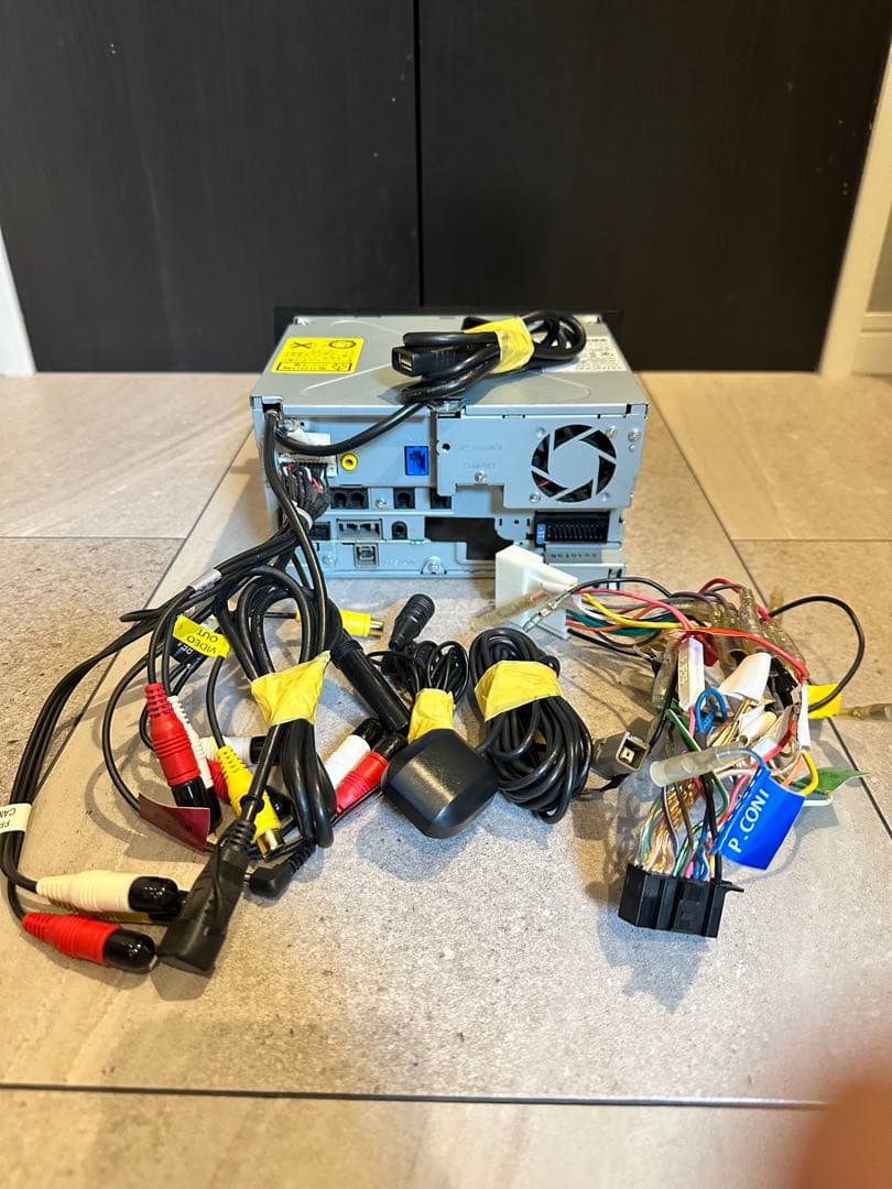 KENWOOD製 MDV-Z700W 送料無料