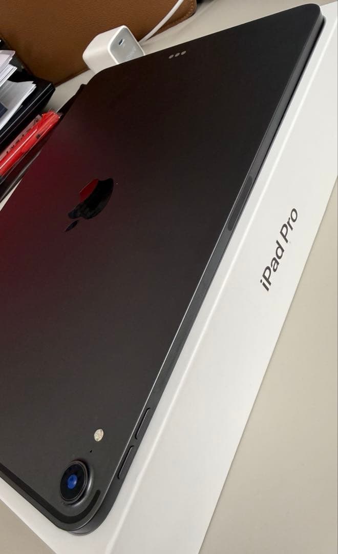 Apple iPad Pro 11 MYXN2J/A 第一世代11インチ