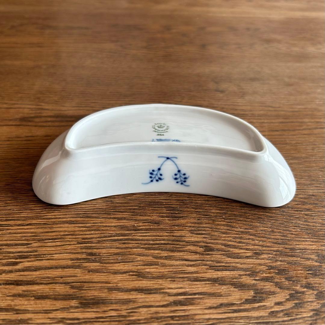 ロイヤルコペンハーゲン ブルーフルーテッド ジャパニーズ クレセントディッシュ