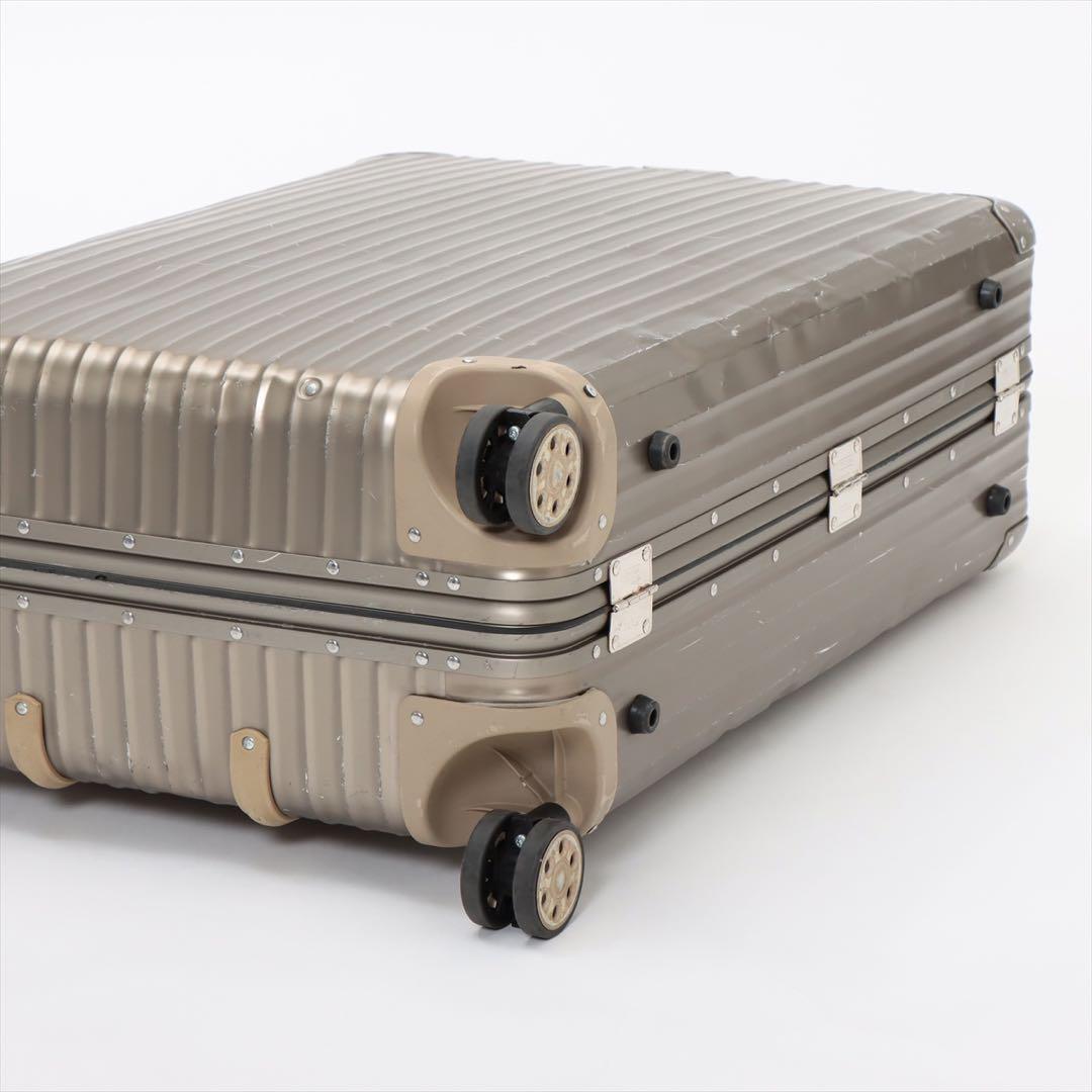 リモワ トパーズ チタニウム アルミニウム キャリーケース シャンパンゴールド
