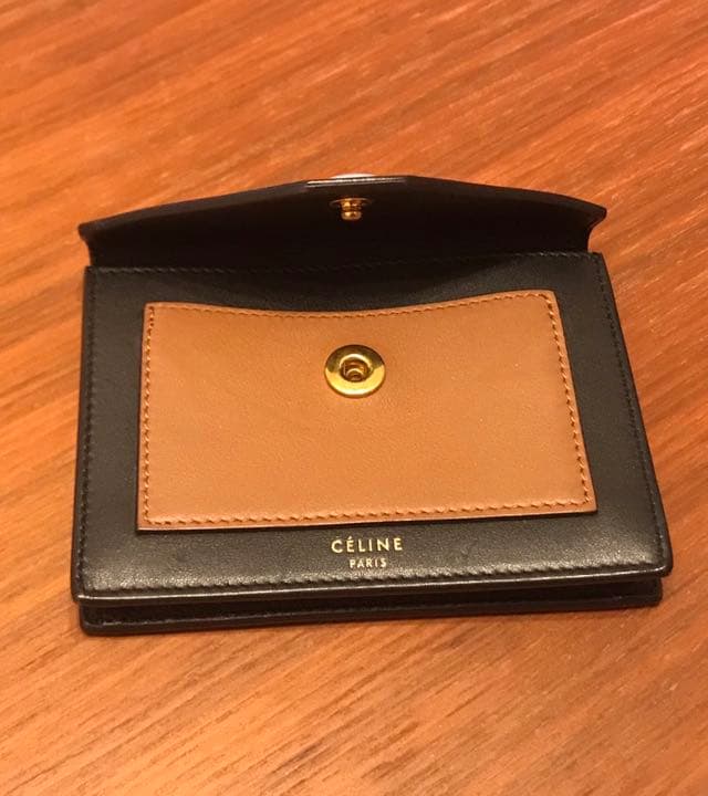 新米ママ セリーヌカードケース、ケース