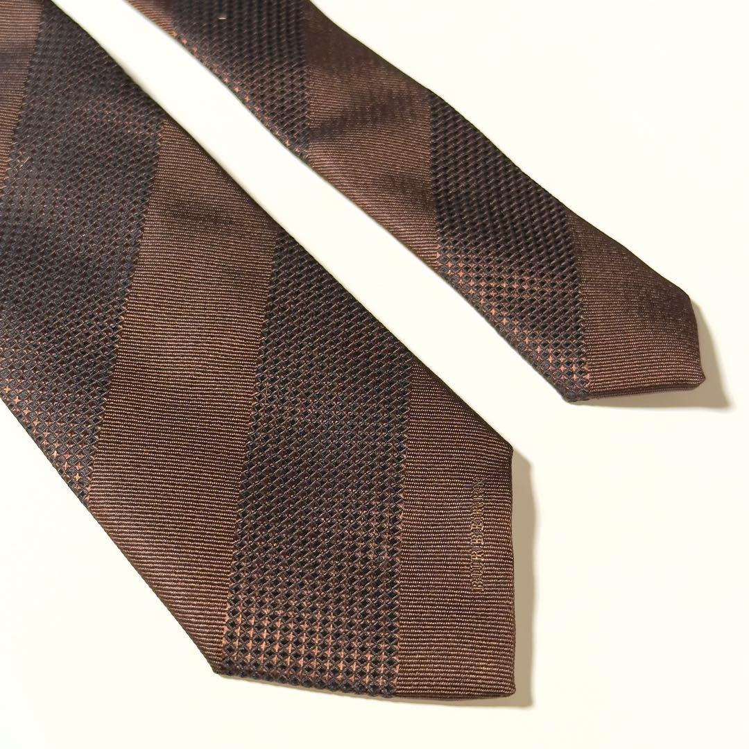 【美品】 BURBERRY バーバリー ストライプ柄 ブラウン系 ネクタイ