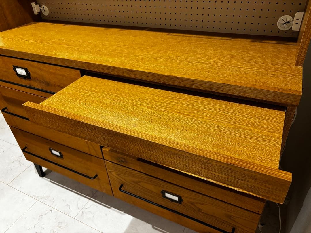 クラッシュゲート ジョージ ダイニングボード 幅140cm 食器棚 関家具