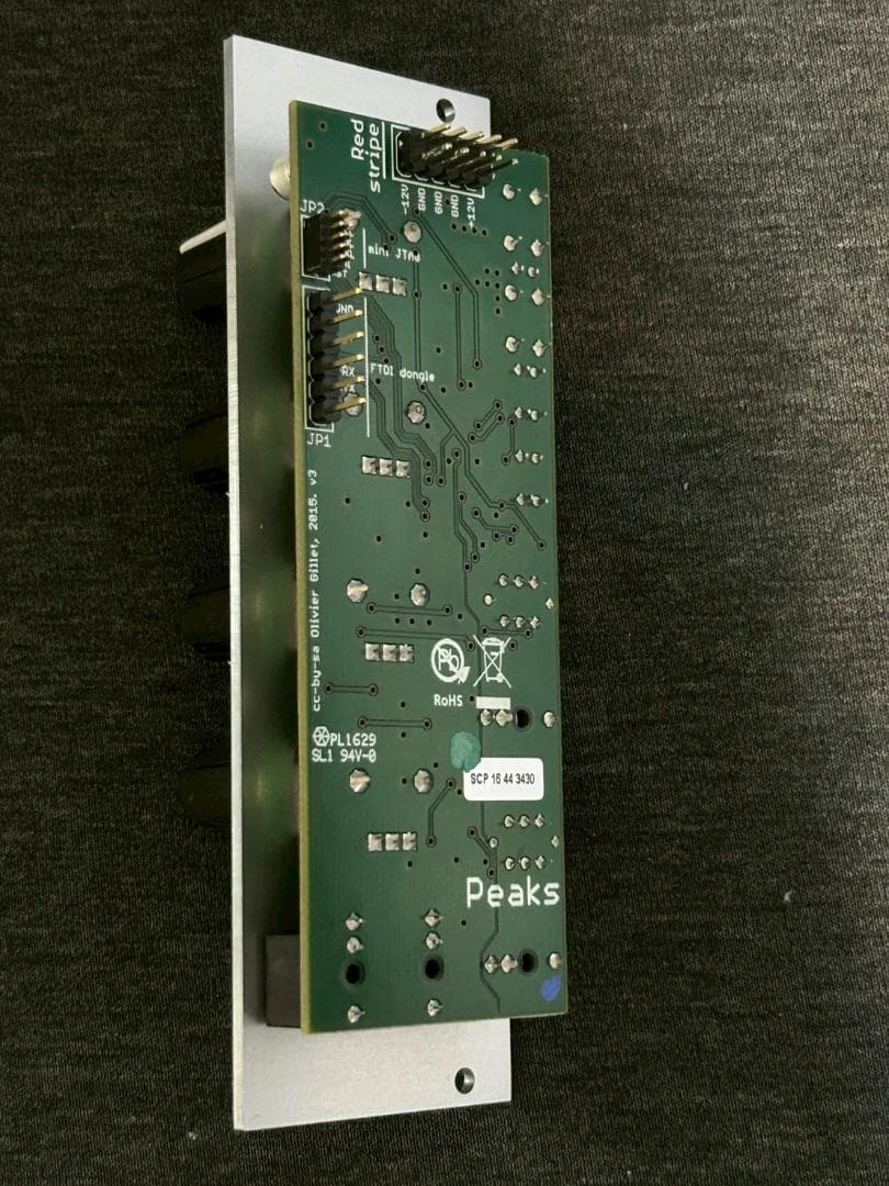 Mutable Instruments Peaks モジュラーシンセサイザー