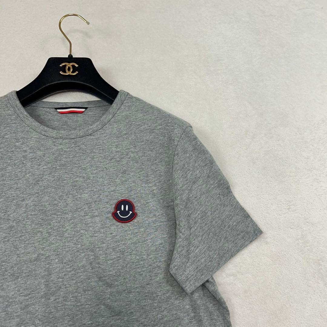 K143 S モンクレール ワッペン ニコちゃん 半袖 Tシャツ グレー メンズ