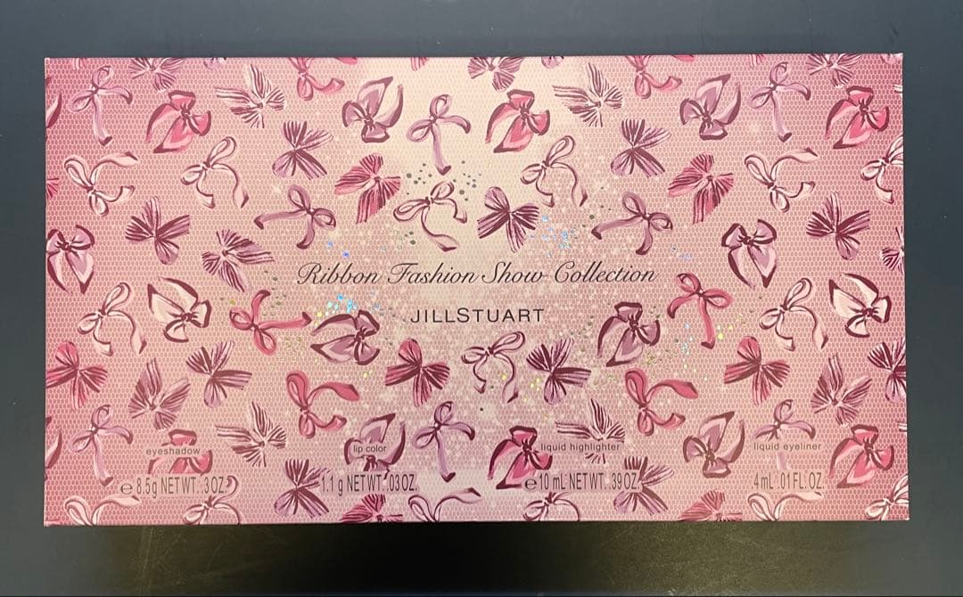 ジルスチュアート クリスマスコフレ2025 リボンファッションショーコレクション