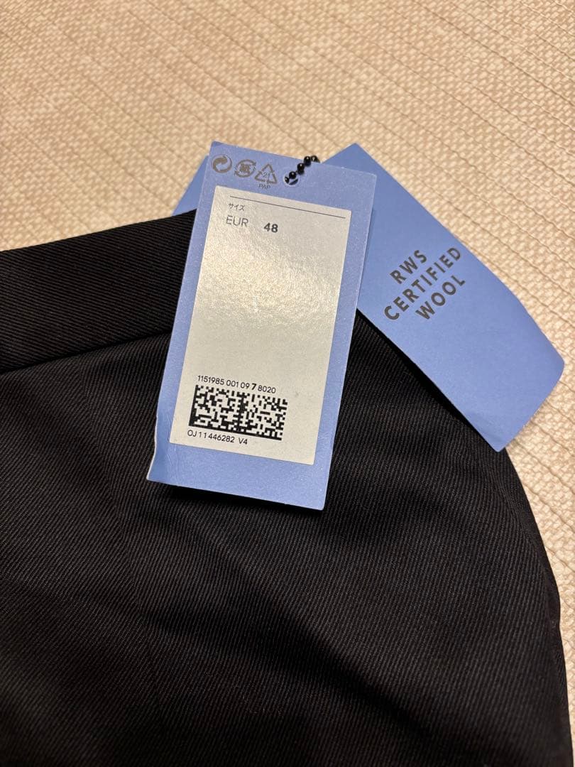 【新品未使用】 mugler ウールカットアウトパンツ　48 ブラック