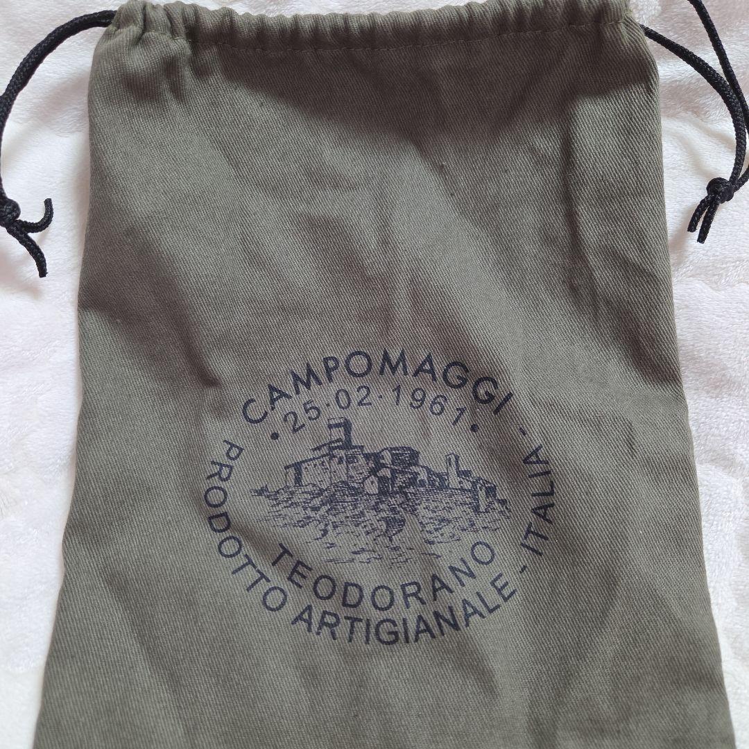 CAMPOMAGGI　二つ折り革財布　スタッズ　イタリア製