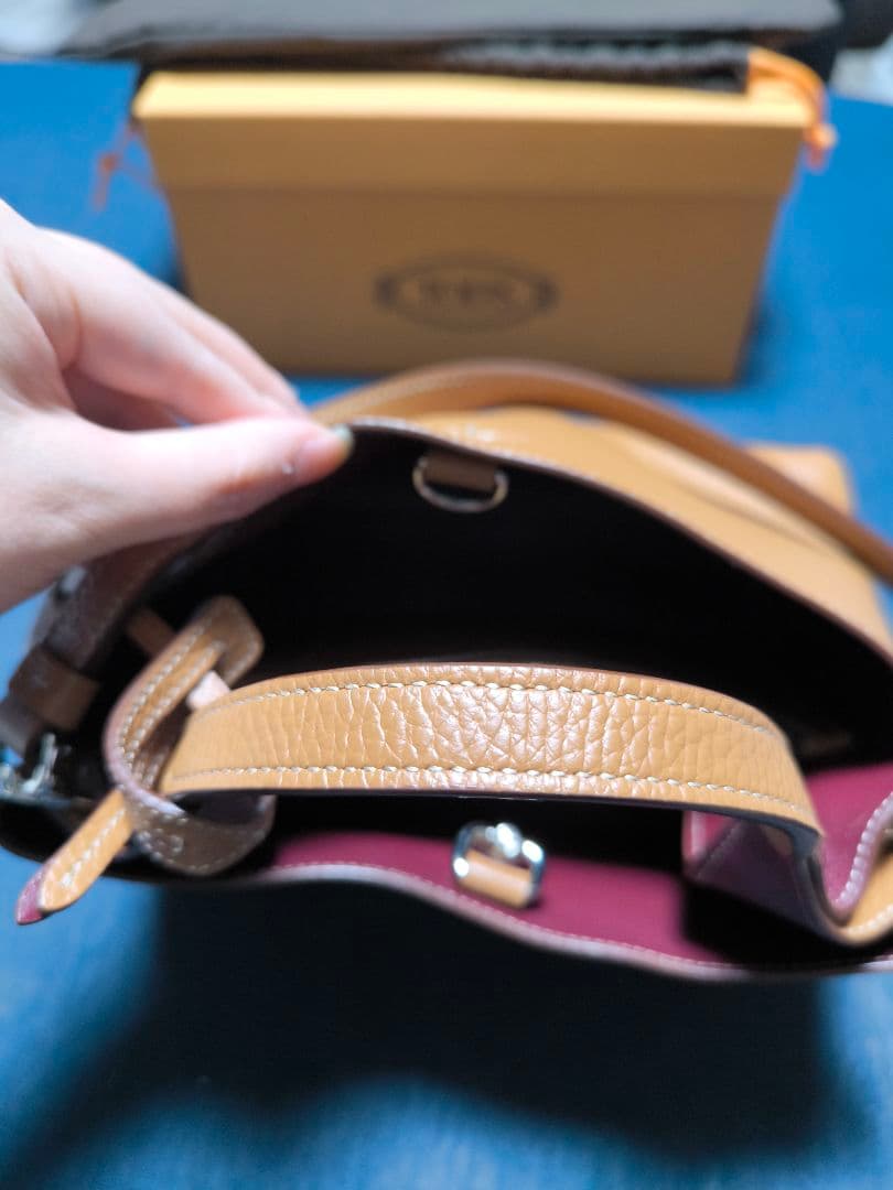 TOD'S トッズ Tタイムレス レザー 2WAYハンドバッグ
