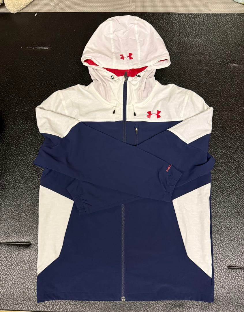 アンダーアーマー UNDER ARMOUR 上下セットアップLGサイズ