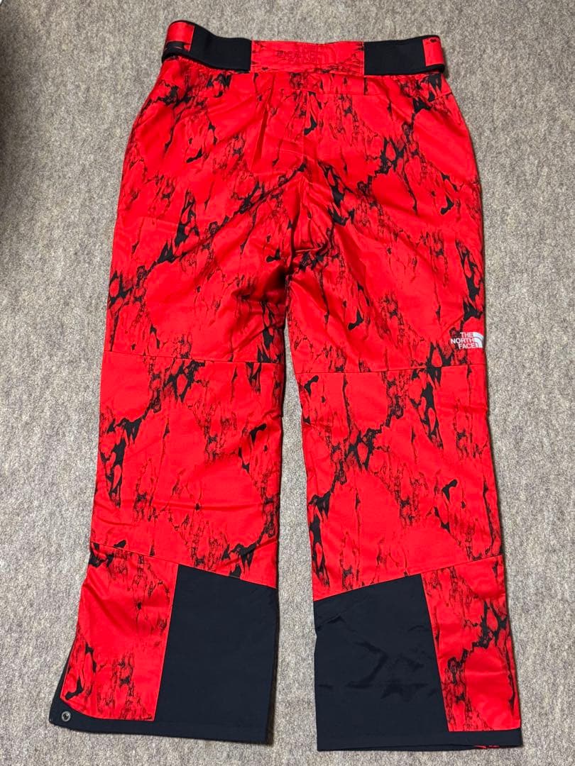 【韓国限定】　ザノースフェイス　スキーウェア