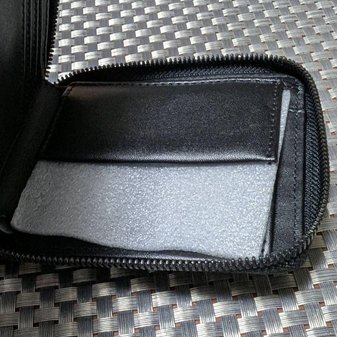 DIESEL　ディーゼル　折財布　ロゴ　おしゃれ　人気