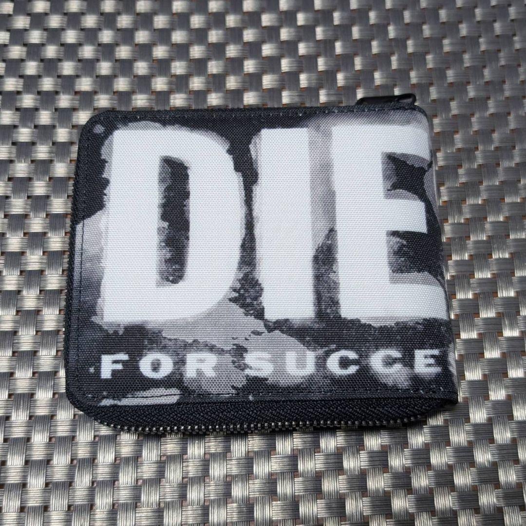 DIESEL　ディーゼル　折財布　ロゴ　おしゃれ　人気