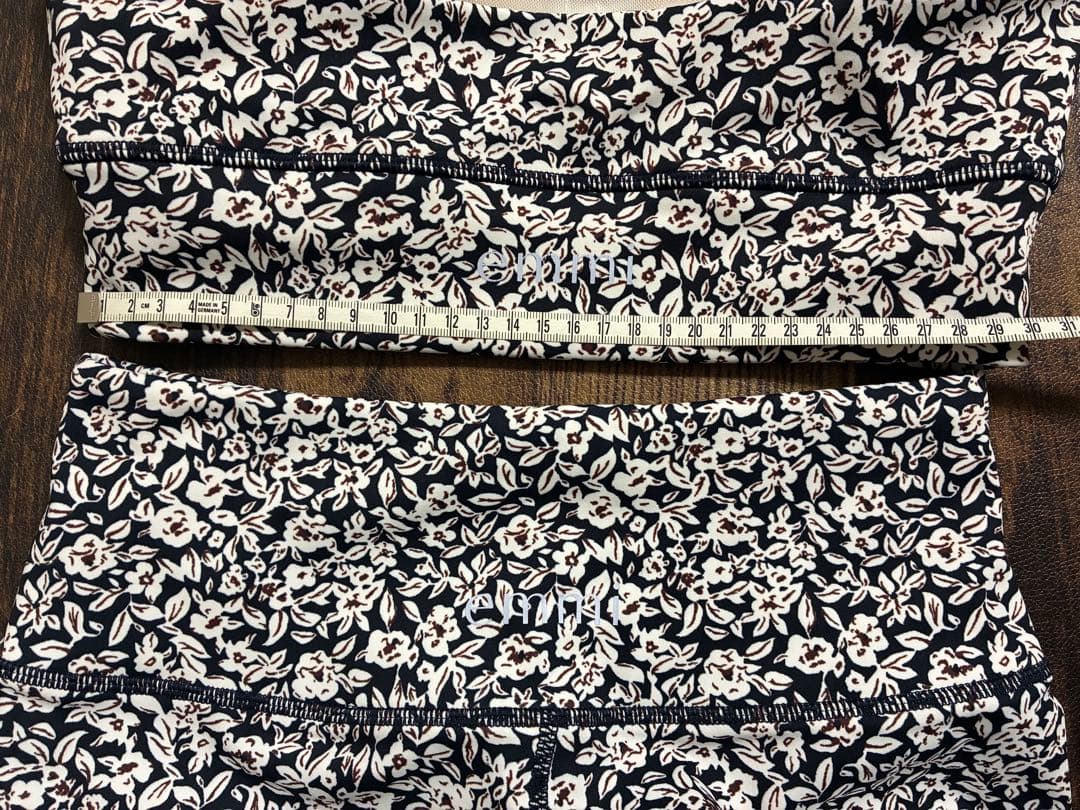 極美　emmi yoga エミヨガ　ヨガウェア　ネイビー×ホワイト S