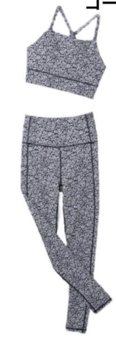 極美　emmi yoga エミヨガ　ヨガウェア　ネイビー×ホワイト S