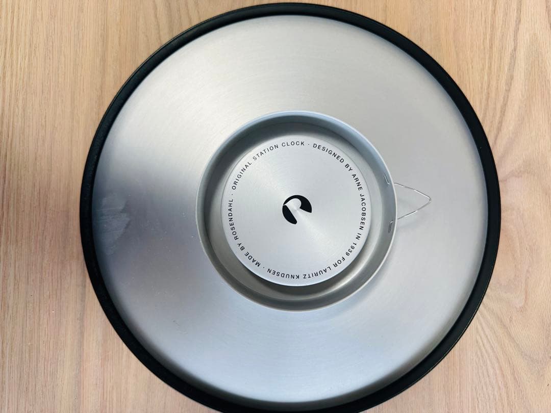 アルネ・ヤコブセン　ステーション ウォールクロック 直径29cm