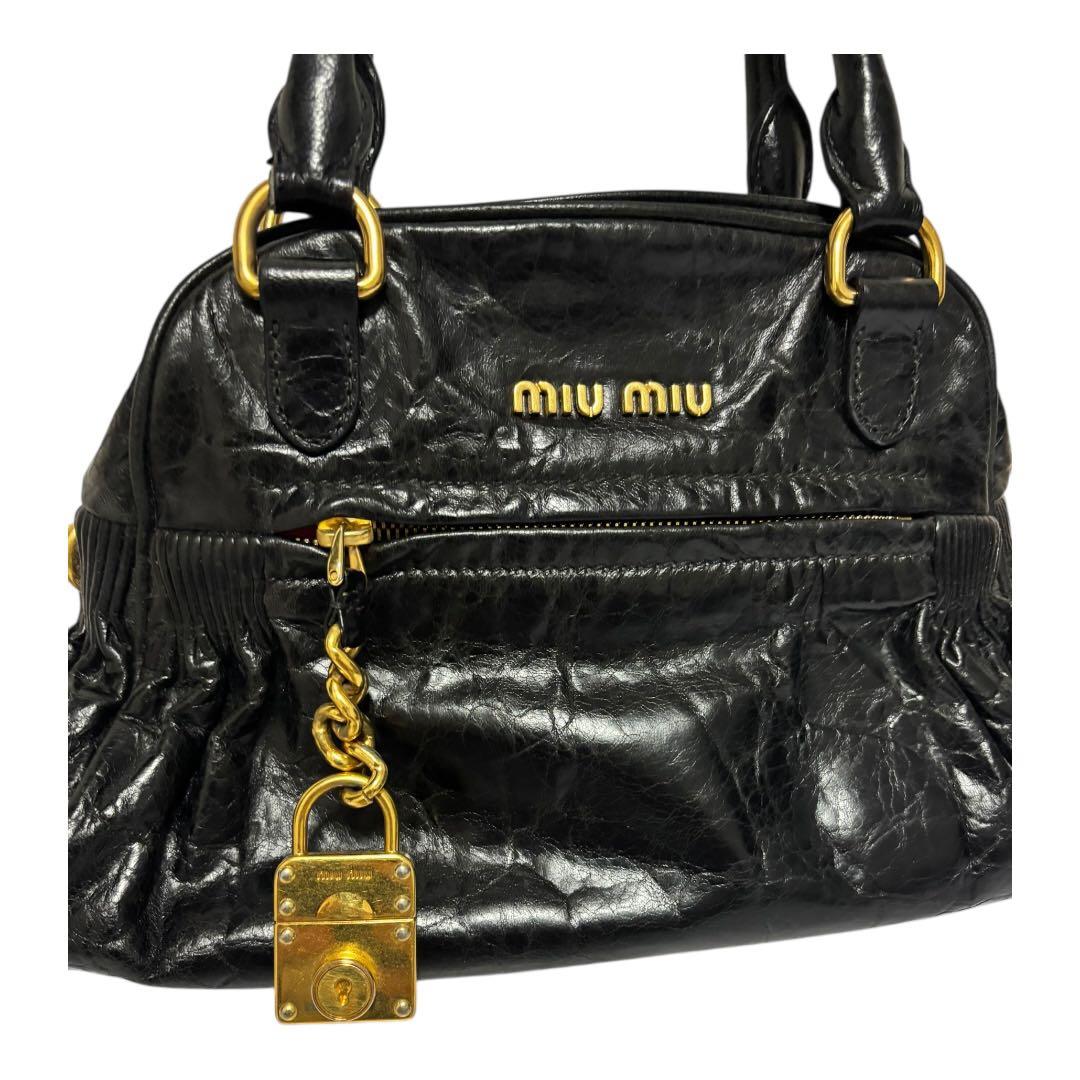 MIUMIU レザー RR1424 ショルダーバッグ