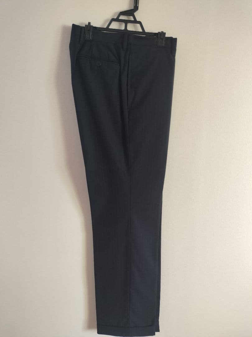 UNITED ARROWS luxxorビジネススーツ ダークグレー ストライプ