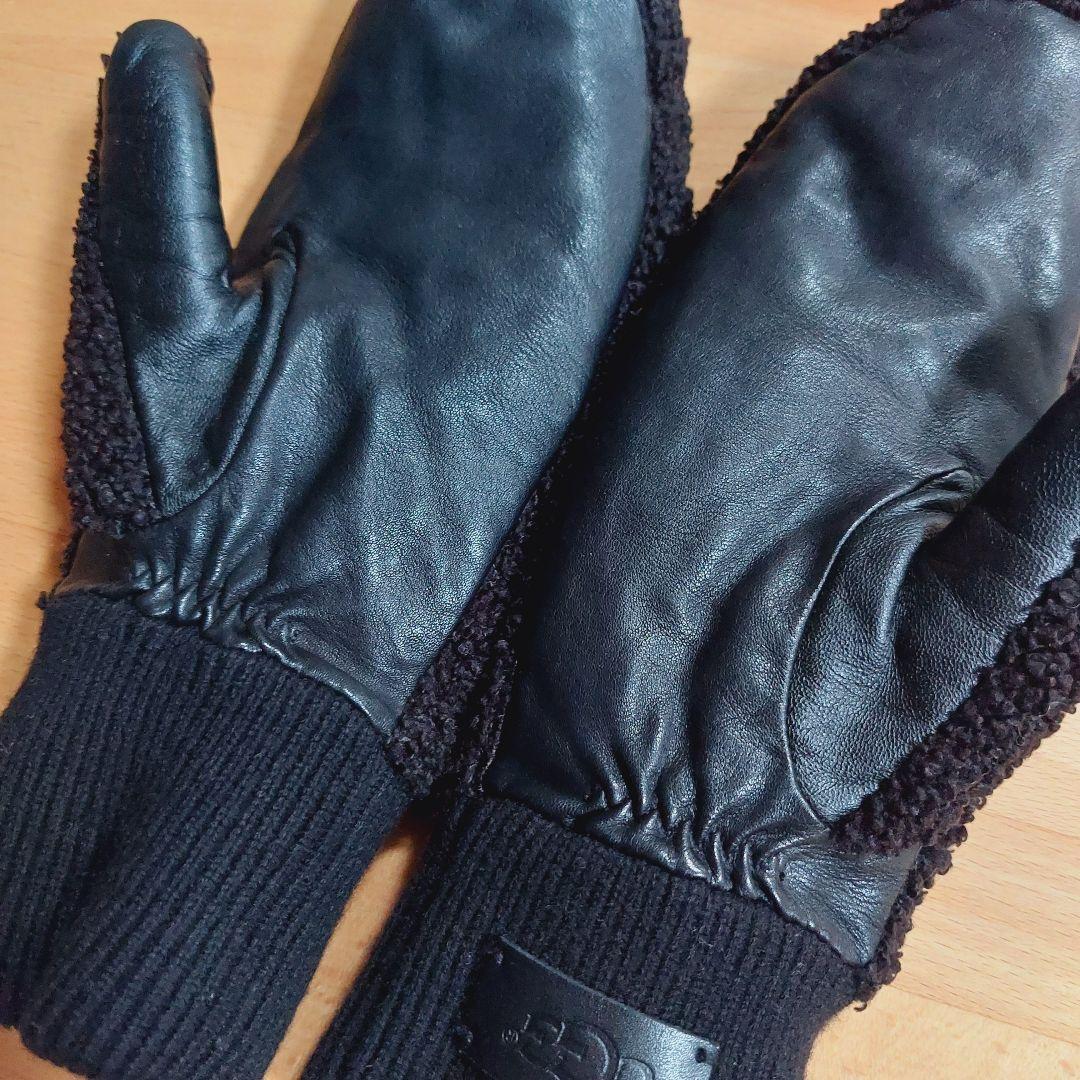 未使用★UGG W FAUX SHERPA ミトン手袋　ボア