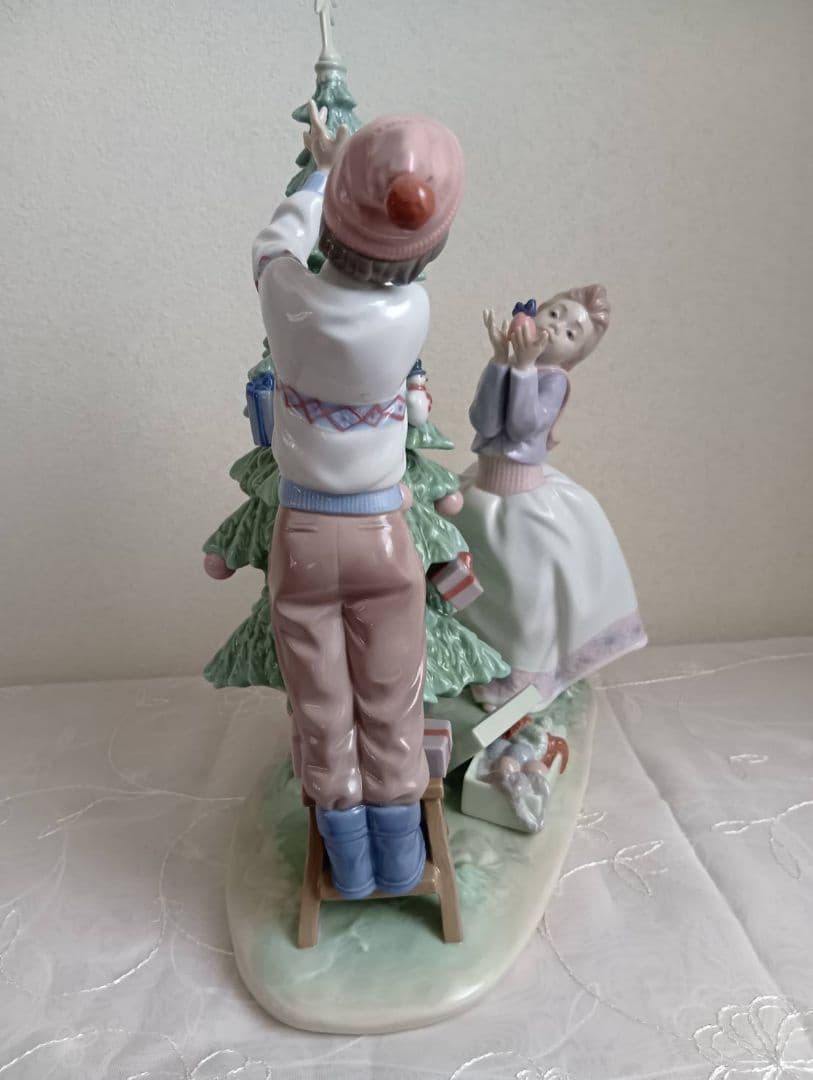 リヤドロ　ツリーを飾ろう