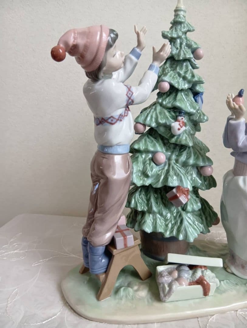 リヤドロ　ツリーを飾ろう