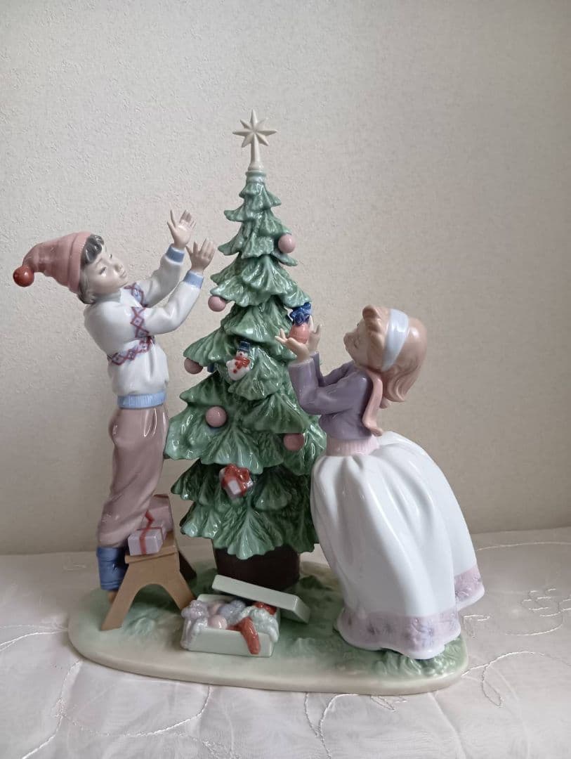 リヤドロ　ツリーを飾ろう