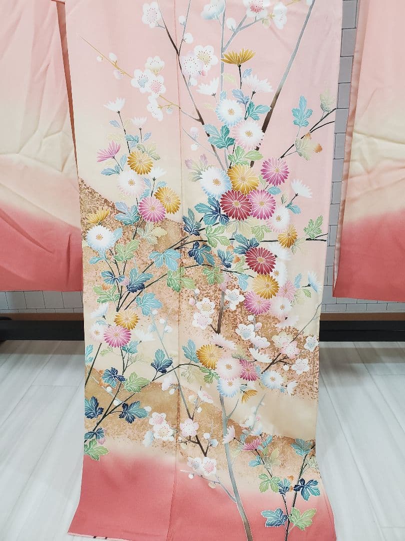 685ー72番　在庫処分　着物　正絹　振袖　成人式　手描き　京友禅染め　在庫処分