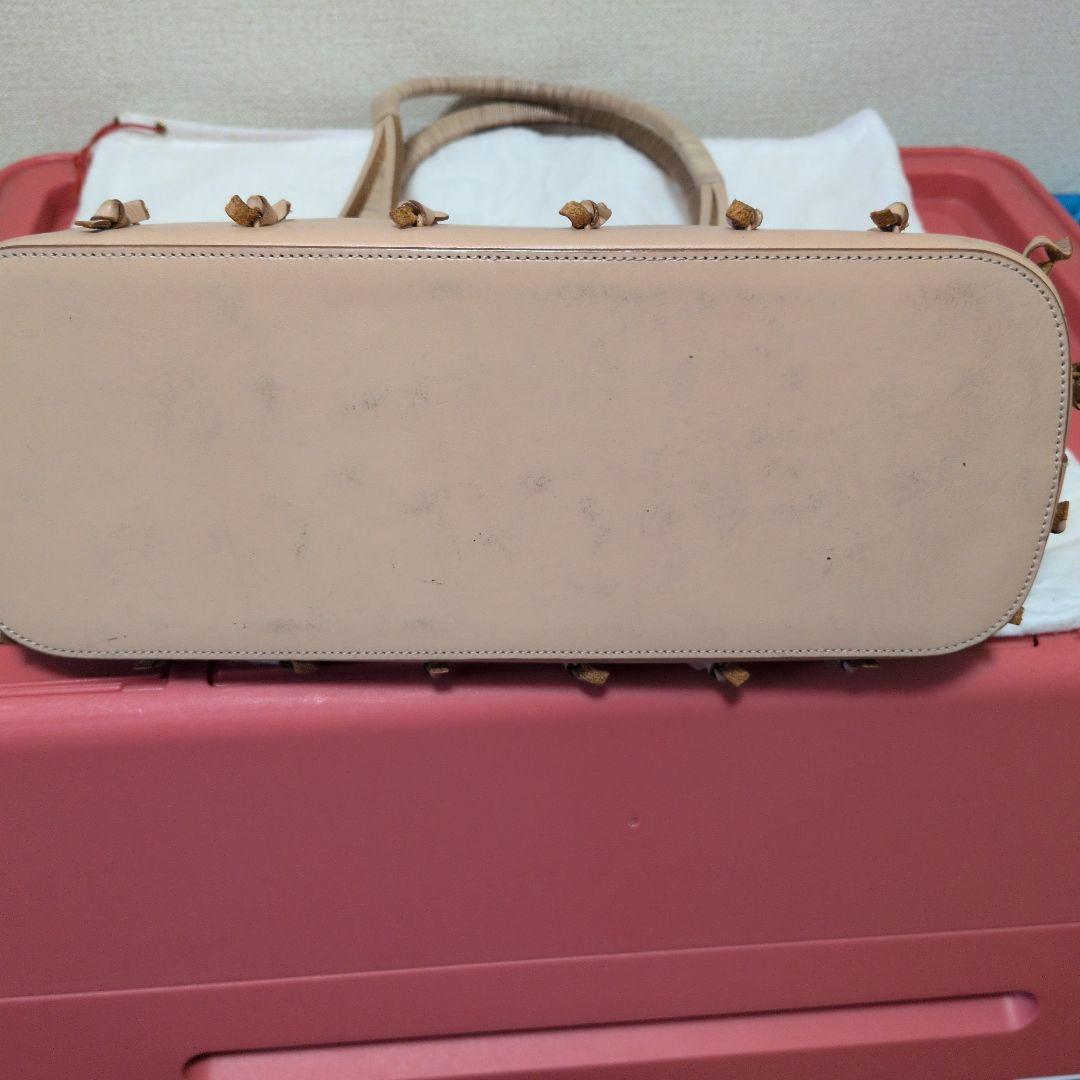 Salvatore Ferragamo かごバッグ ベージュ