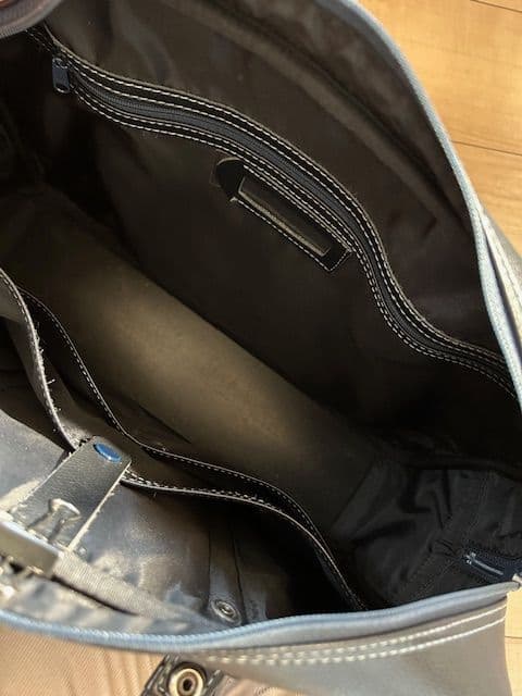 国府台女子学院　革バック