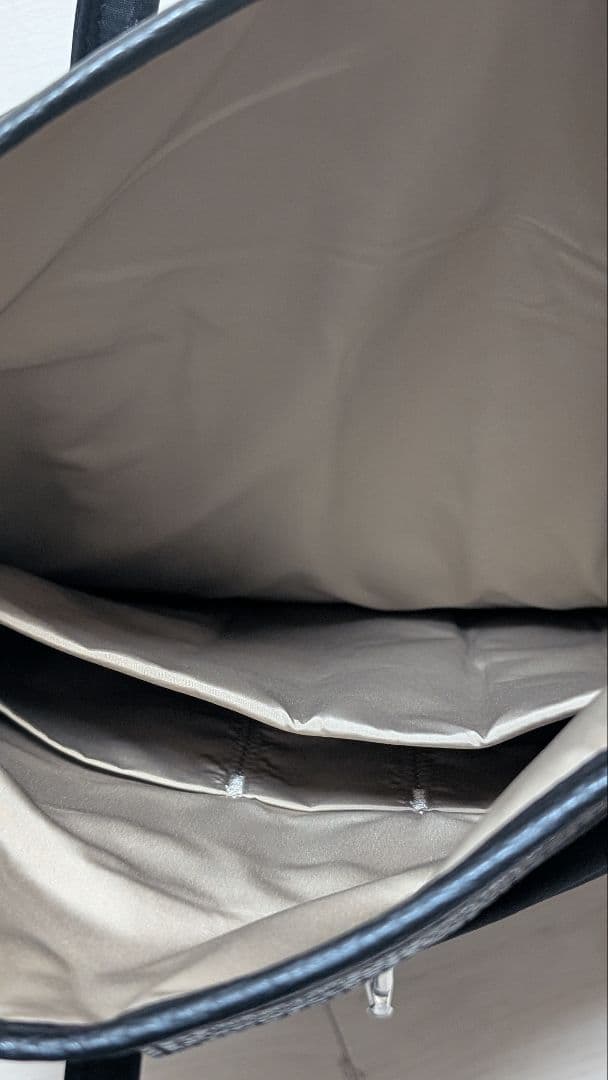 【新品購入,未使用】grams28, 704 Folio Bag