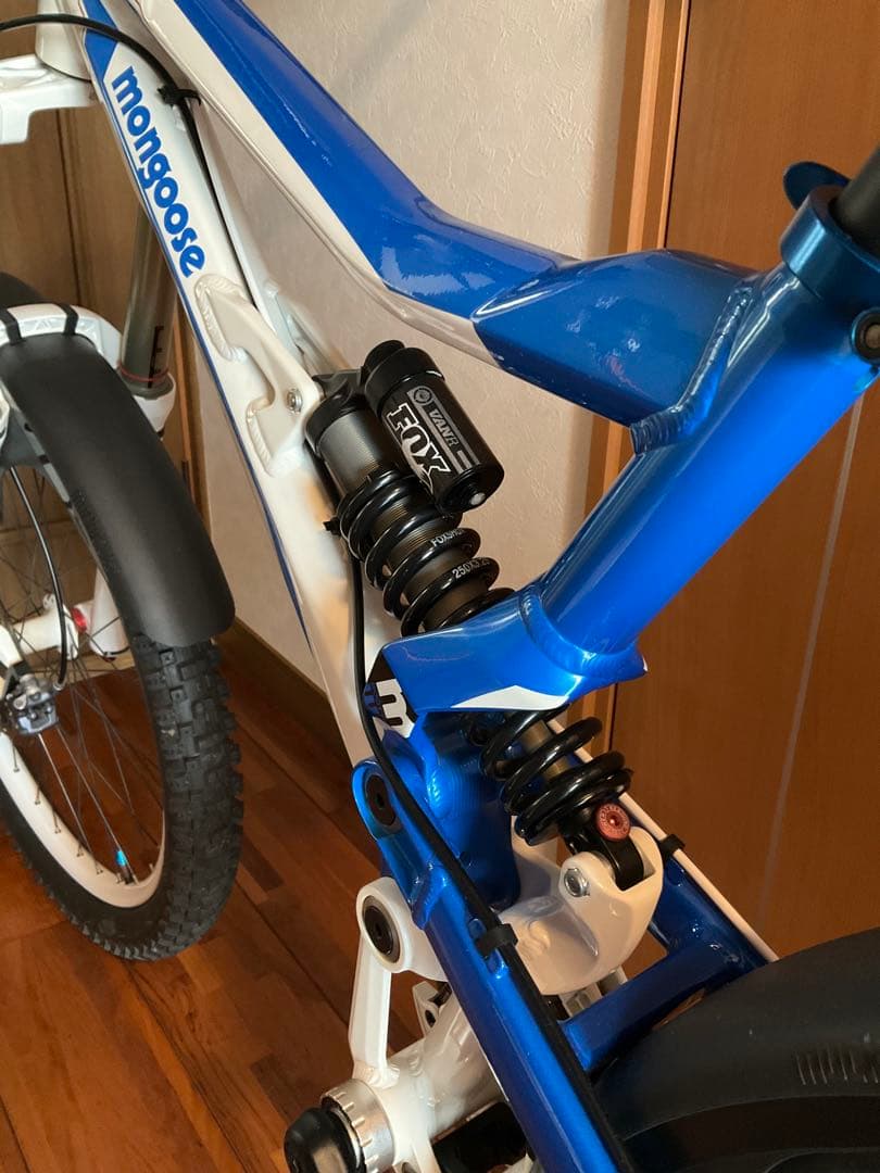 MON BOOT'R EXPERT 2012モデル