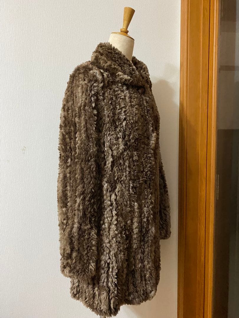 高級毛皮　ビーバーヤーン　ミドル丈　ワンピースコート　軽量　リアルファー　コート