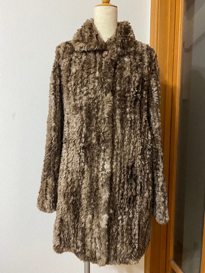 高級毛皮　ビーバーヤーン　ミドル丈　ワンピースコート　軽量　リアルファー　コート