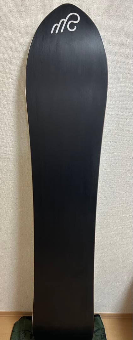 【美品】MOSSスノーボード　Q545 2023-2024モデル