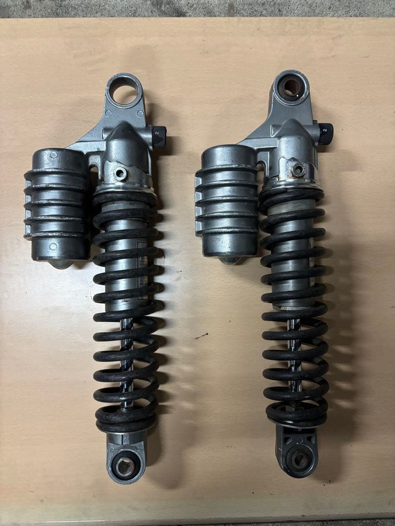 ZRX400 純正リアサスペンション　Kawasaki カワサキ