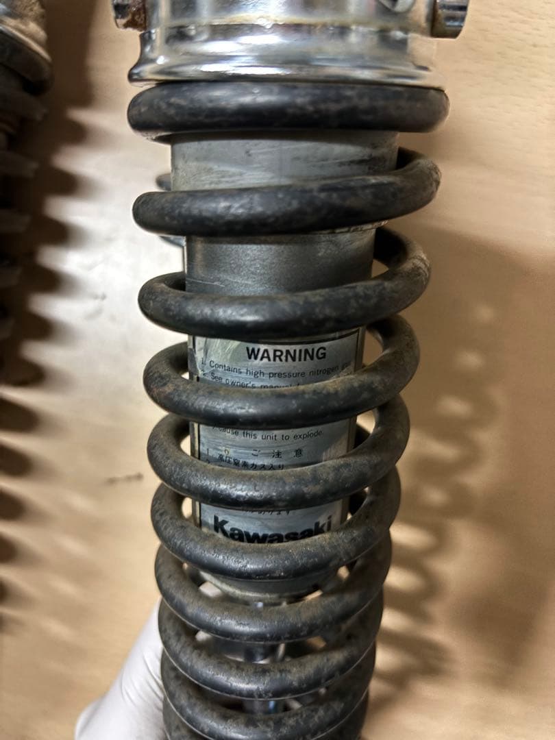 ZRX400 純正リアサスペンション　Kawasaki カワサキ