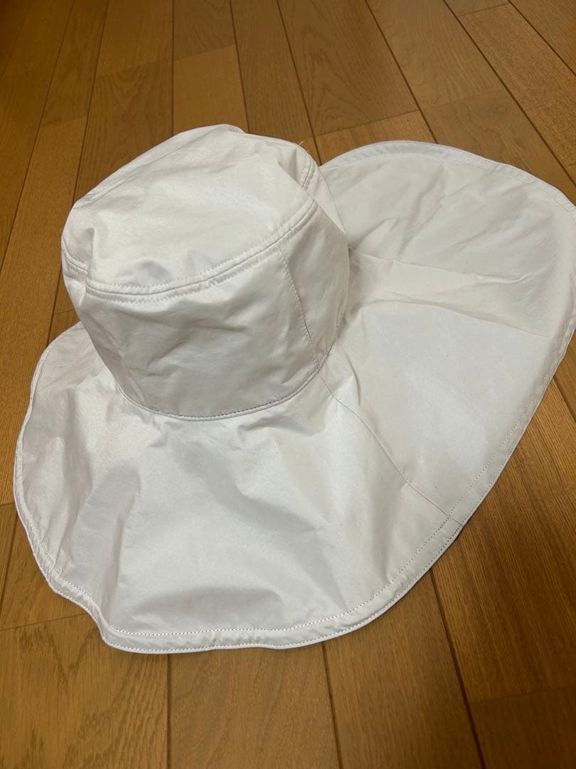 サンバリア　オーバル・ハット