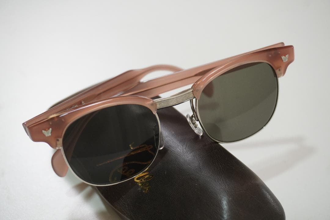 ◆needles◆ニードルズ 　　跳ね上げ式　サングラス　「　土　」