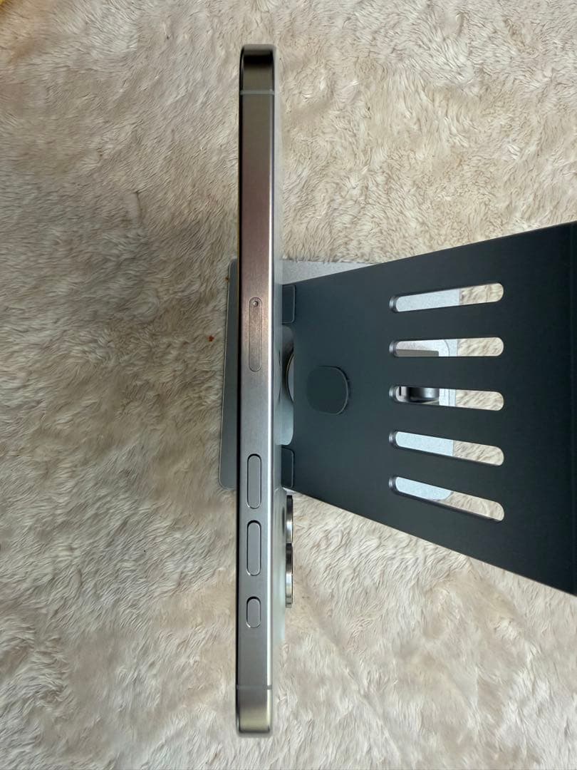 iPhone 15 Pro Max 256GB ホワイト SIMフリー