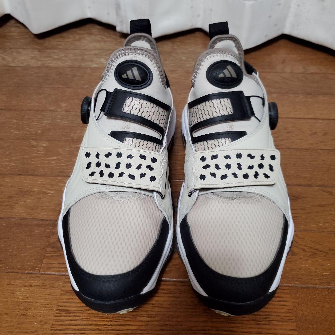 アディダススパイクレスシューズ2025年モデル