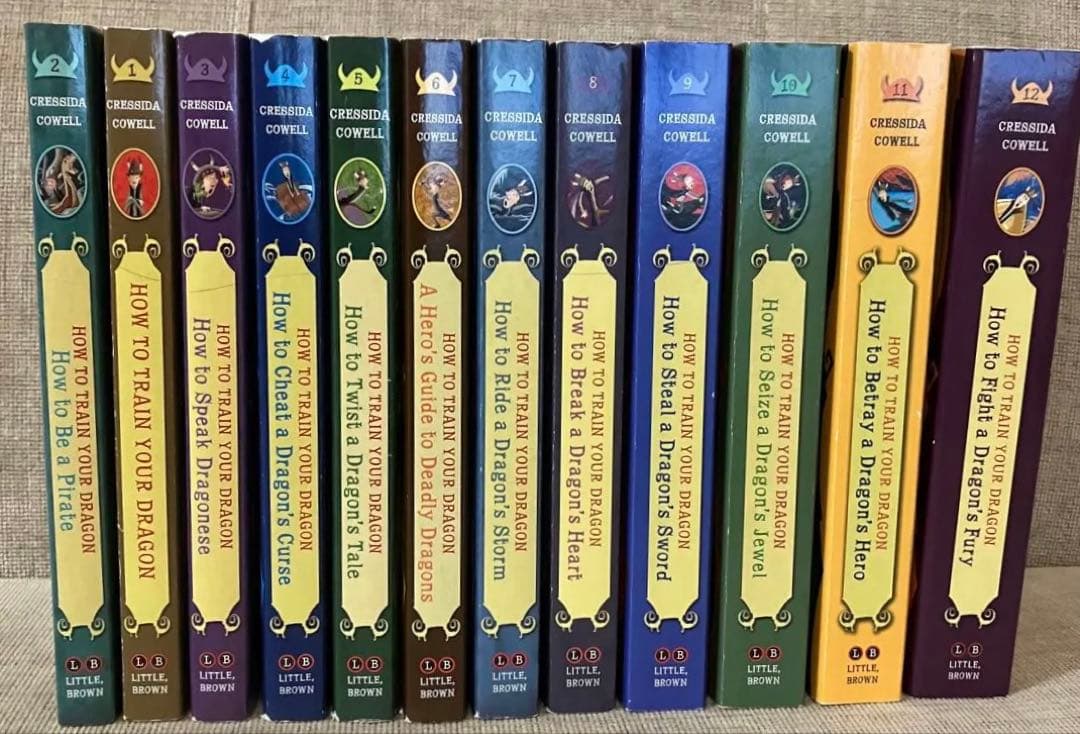 美品How to Train Your Dragon 12 books set