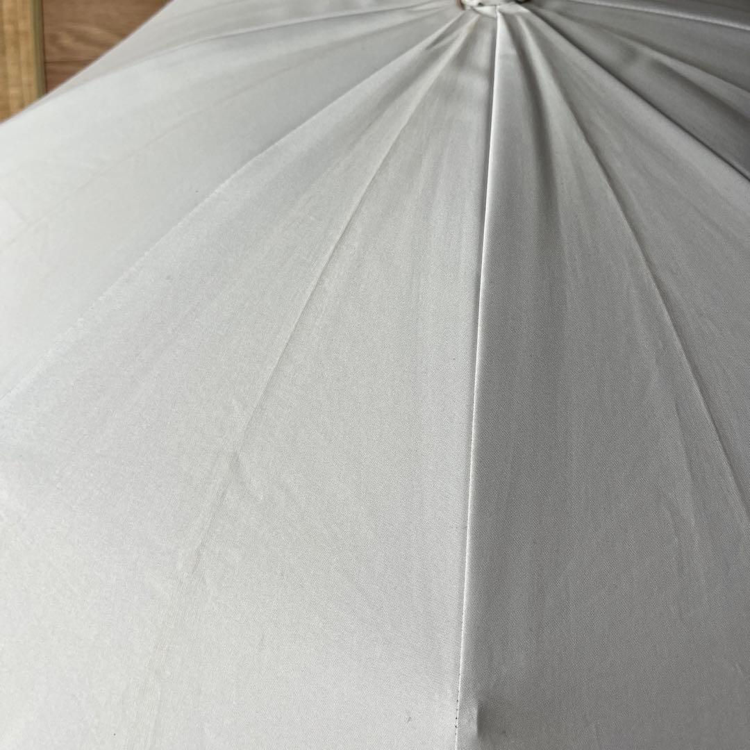 サンバリア100 日傘 フリル2段折 木曲がり手元 ホワイト 折り畳み日傘