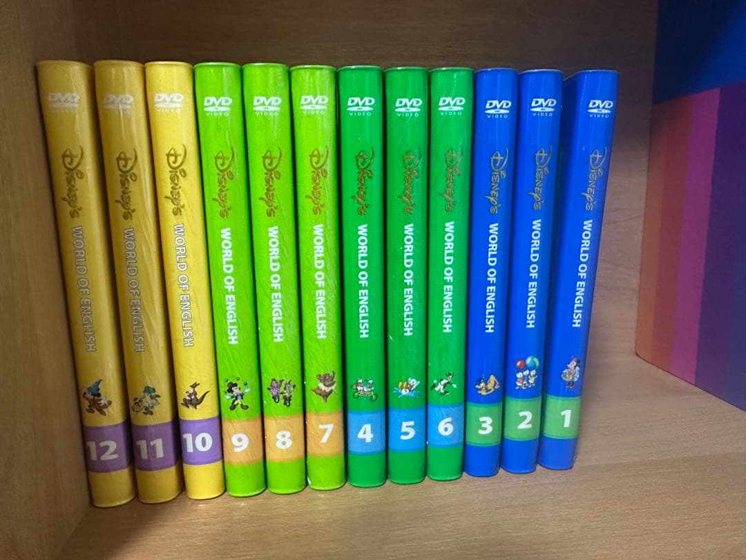 ワールドファミリー　ステップバイステップ　ディズニー　英語教育　子供　知育