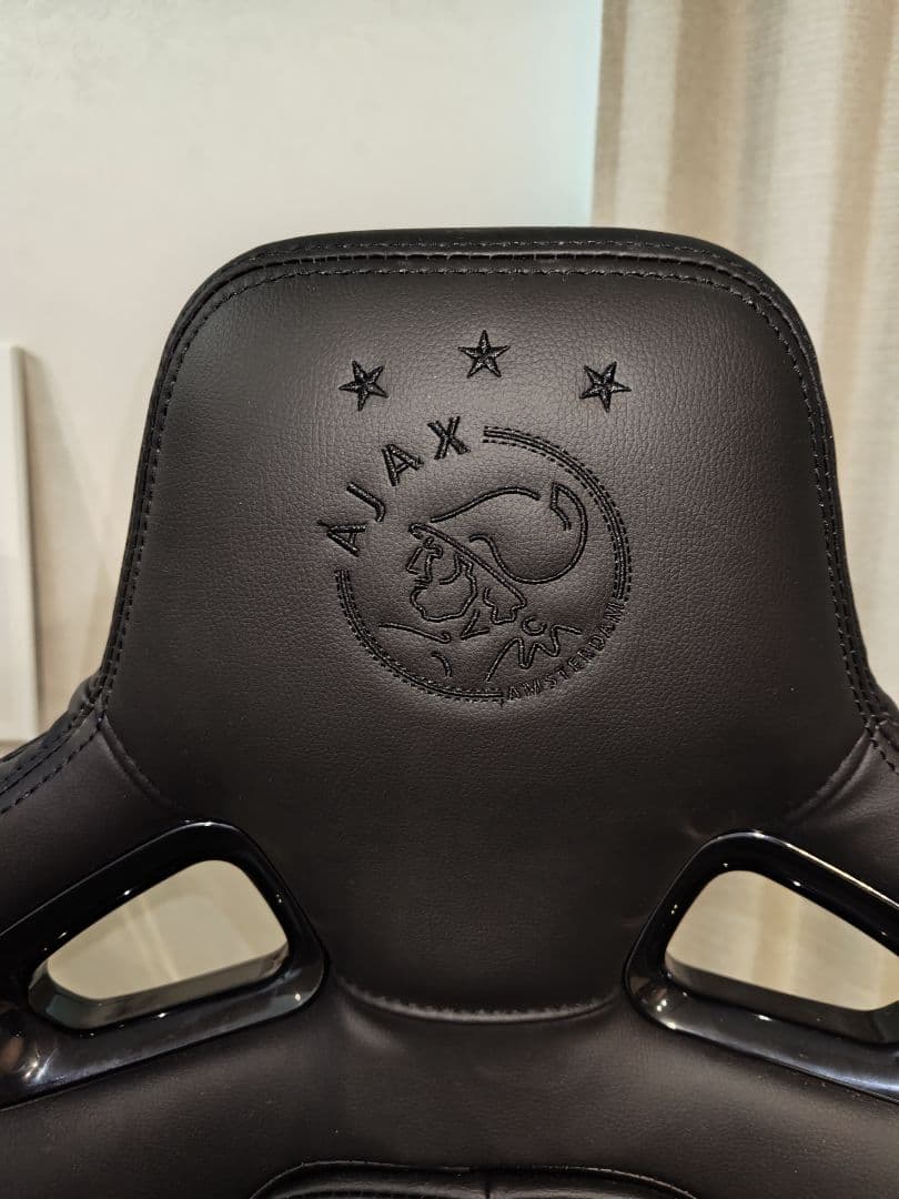 PLAYSEAT x Amsterdam AJAX コラボ アヤックス サッカー