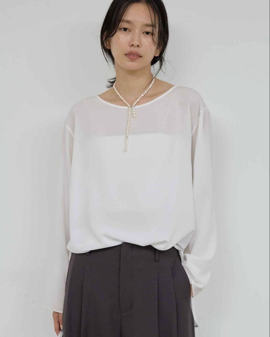 新品タグ付き ガリャルダガランテ ラウンドブラウスtee レイヤード フォーマル